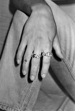 Load image into Gallery viewer, Comfort <in Mindlands>