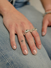 Load image into Gallery viewer, Comfort <in Mindlands>