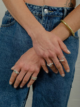 Load image into Gallery viewer, Comfort <in Mindlands>