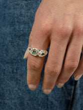 Load image into Gallery viewer, Comfort <in Mindlands>