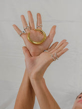 Load image into Gallery viewer, Dauer Larva Cuff