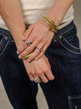 Load image into Gallery viewer, Dauer Larva Cuff