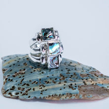 Load image into Gallery viewer, Hina