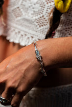 Load image into Gallery viewer, Somnia Bracelet