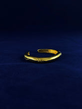 Load image into Gallery viewer, Dauer Larva Cuff