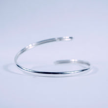 Lade das Bild in den Galerie-Viewer, Jumbo One Circle Anklet Cuff