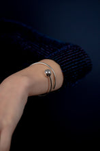 Load image into Gallery viewer, Orbis