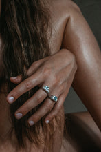 Load image into Gallery viewer, Hina