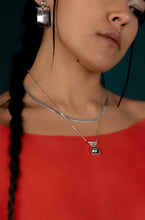 Load image into Gallery viewer, Templum Pendant