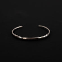 Load image into Gallery viewer, Aena Cuff