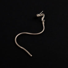 Load image into Gallery viewer, Helica earring