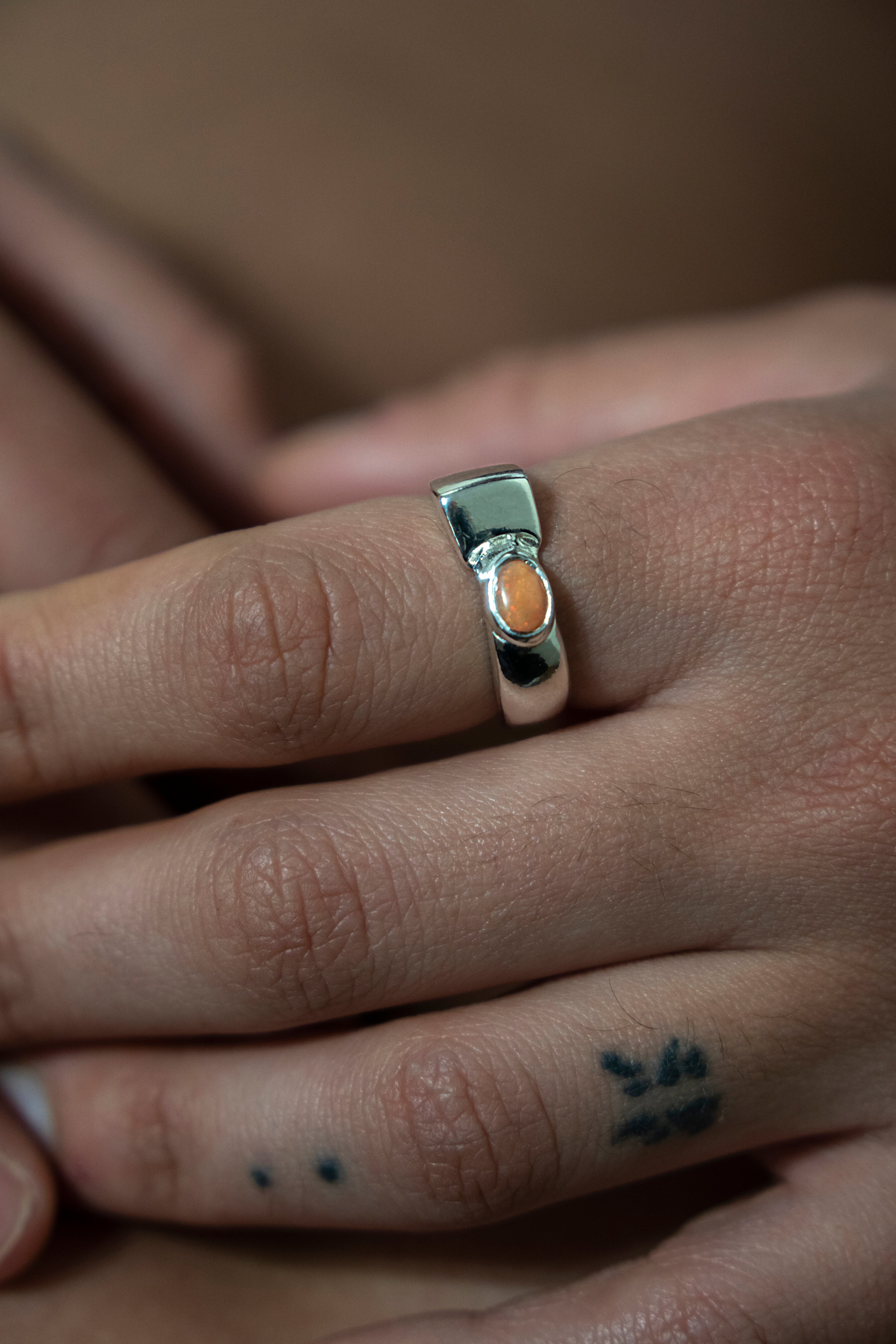 Altare : fire opal