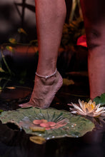 Load image into Gallery viewer, Nightwalker Anklet Chain
