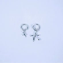 Load image into Gallery viewer, Blue Finger Starfish Hoops
