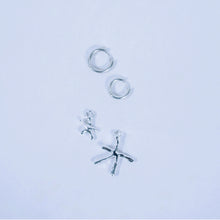 Load image into Gallery viewer, Blue Finger Starfish Hoops
